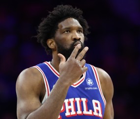 开云体育-🎂真挚的祝福！祝76人球星“大帝”恩比德32岁生日快乐！